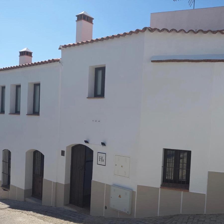 Hotel Rural La Posada De Las Cigueenas Jerez De Los Caballeros Exterior foto